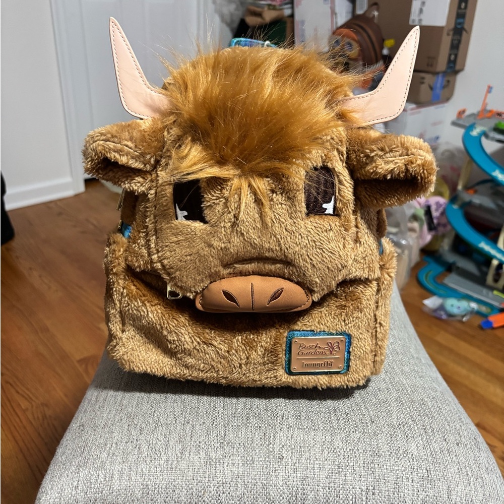 Highland Cow Loungefly